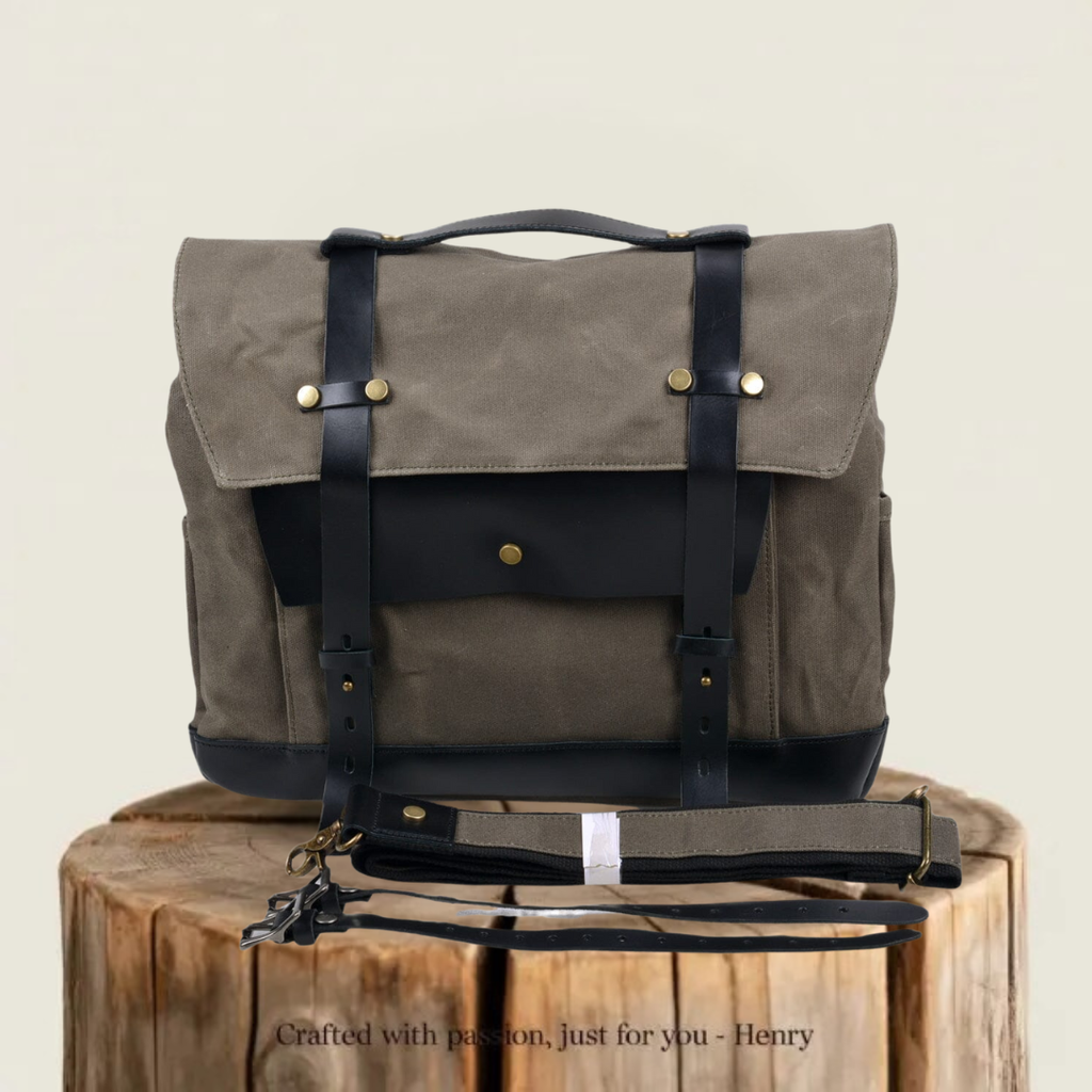 Seattle | Canvas Motorcycle Saddlebag